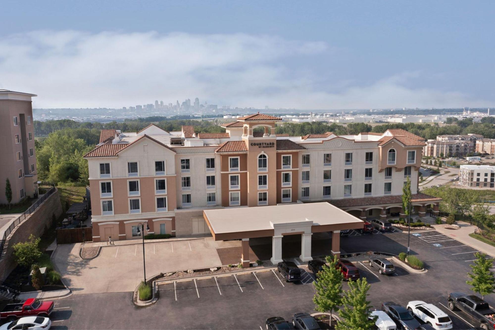 Courtyard Kansas City At Briarcliff Екстериор снимка